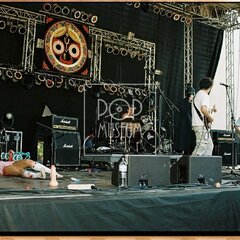 TRUTNOV OPEN AIR MUSIC FESTIVAL 2005 objektivem Miroslava Lédla