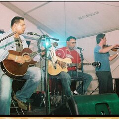 TRUTNOV OPEN AIR MUSIC FESTIVAL 2005 objektivem Miroslava Lédla