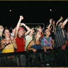 TRUTNOV OPEN AIR MUSIC FESTIVAL 2005 objektivem Miroslava Lédla