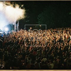 TRUTNOV OPEN AIR MUSIC FESTIVAL 2005 objektivem Miroslava Lédla