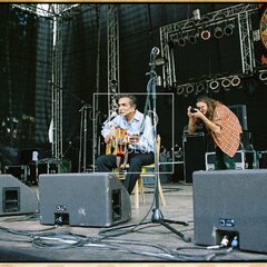 TRUTNOV OPEN AIR MUSIC FESTIVAL 2005 objektivem Miroslava Lédla