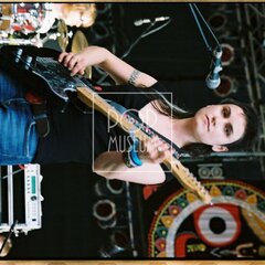 TRUTNOV OPEN AIR MUSIC FESTIVAL 2005 objektivem Miroslava Lédla