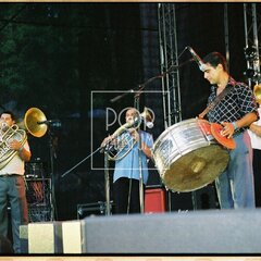 TRUTNOV OPEN AIR MUSIC FESTIVAL 2005 objektivem Miroslava Lédla