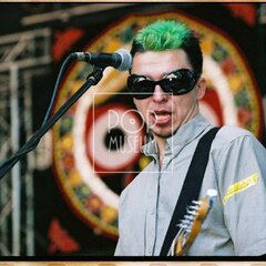 TRUTNOV OPEN AIR MUSIC FESTIVAL 2005 objektivem Miroslava Lédla