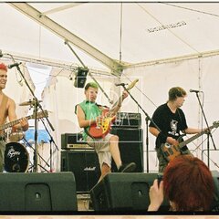 TRUTNOV OPEN AIR MUSIC FESTIVAL 2005 objektivem Miroslava Lédla