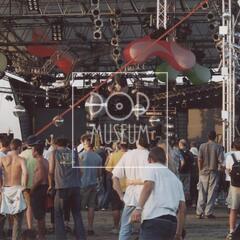 2002, festival Creamfields v Roudnici nad Labem.