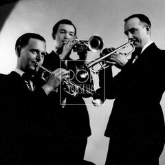 OSVOBOZENÉ DIVADLO, JAROSLAV JEŽEK, VOSKOVEC & WERICH (z pozůstalosti dr. Josefa Kotka)  