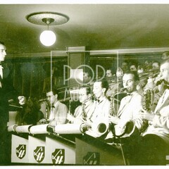 Ladislav Habart a jeho band v kavárně Fénix, 1947