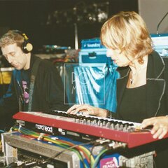 SYSTEM 7 (Steve Hillage)