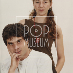 Here / f. archiv Popmusea