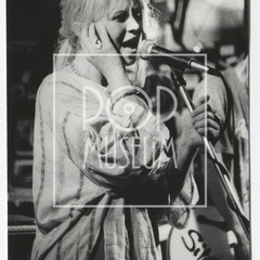 Here / f. archiv Popmusea