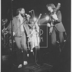 HUDBA PRAHA (JASNÁ PÁKA)