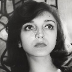 KRATOCHVÍLOVÁ, JANA