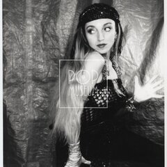 KRATOCHVÍLOVÁ, JANA