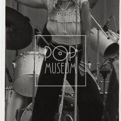 KRATOCHVÍLOVÁ, JANA