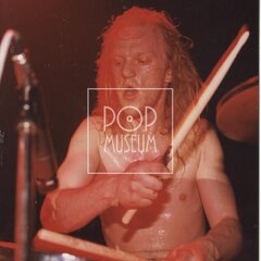 KURTIZÁNY Z 25. AVENUE kredity