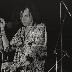 KURTIZÁNY Z 25. AVENUE kredity