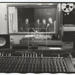 MAD HOUSE CHICAGO I.R.A.