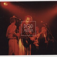 NAHORU PO SCHODIŠTI DOLŮ BAND