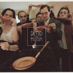 NAHORU PO SCHODIŠTI DOLŮ BAND