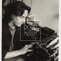 NAHORU PO SCHODIŠTI DOLŮ BAND