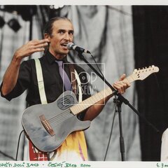 NAHORU PO SCHODIŠTI DOLŮ BAND