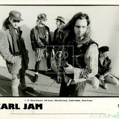 PEARL JAM