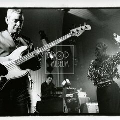 SIOUXSIE AND THE BANSHEES (& The Creatures)