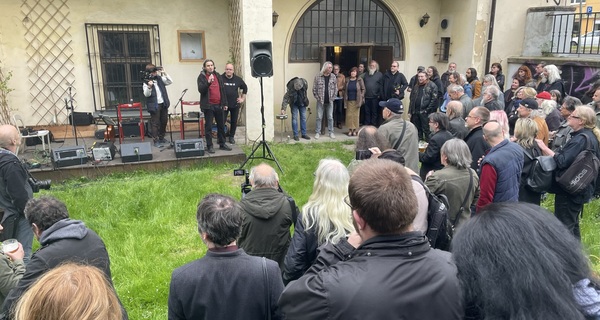 Zahájení výstavy Tenkrát na Chmelnici, tentokrát v Popmuseu