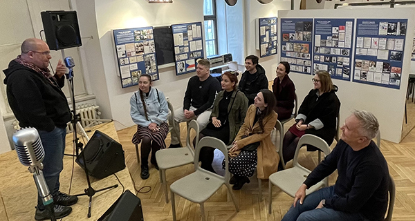 Studenti Orální historie FHS UK v Popmuseu