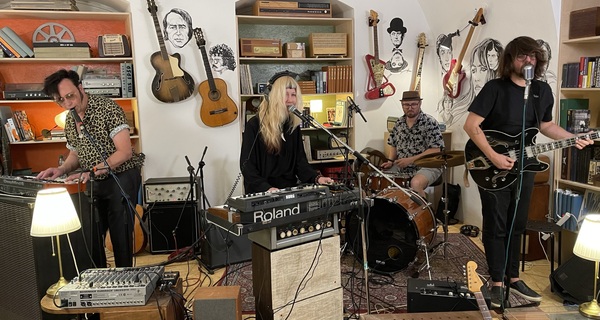 Popmuseum Stage: Kill The Dandies!
