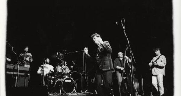 KRÁSNÉ NOVÉ STROJE 