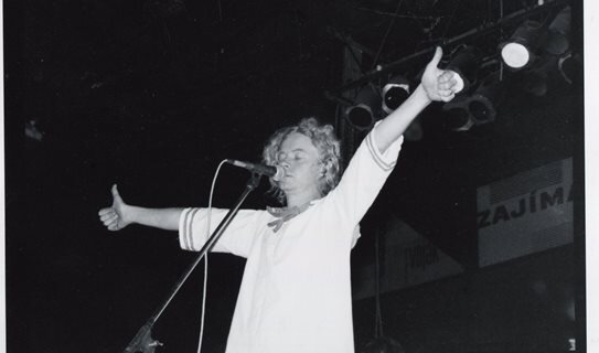 MŇÁGA A ŽĎORP (& Slepé střevo a Happyend)