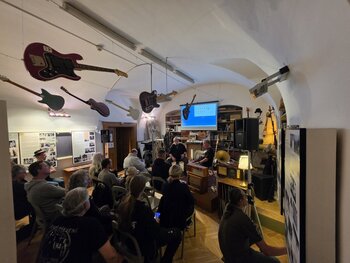 Zemětřesení v Popmuseu Zemětřesení v Popmuseu