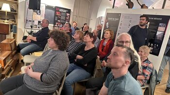 Z posledního doprovodného programu k výstavě Černý na tahu